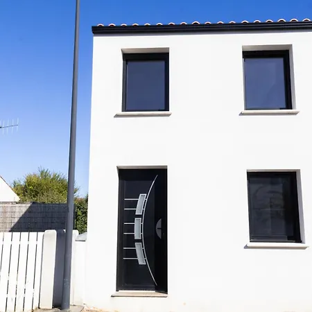 Casa Rochelaise - By Primo Conciergerie לה רושל