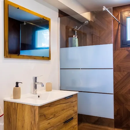 Casa Rochelaise - By Primo Conciergerie דירה לה רושל