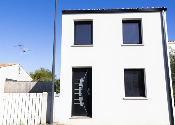 Casa Rochelaise - By Primo Conciergerie לה רושל